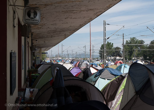 idomeni02